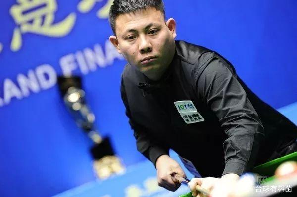 但被逼退至 但被逼退至